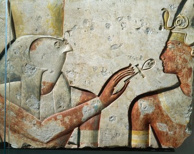 Dio falco Horus e Ramses II durante la cerimonia di apertura della bocca, bassorilievo, dal piccolo tempio costruito dal faraone ad Abido. da Egyptian 19th Dynasty