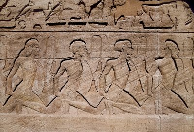 Prigionieri che illustrano le vittorie del faraone Ramses II, Bassorilievo all