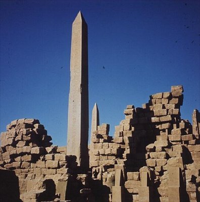 La corte centrale del Grande Tempio di Amon, Nuovo Regno da Egyptian 19th Dynasty