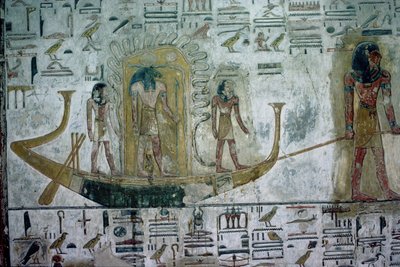 Il dio sole Ra nella Barca Notturna, protetto da spire di serpenti, trainato su acque sotterranee, Nuovo Regno, c.1318 a.C. (rilievo policromo) da Egyptian 19th Dynasty