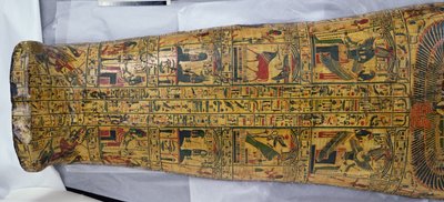 Dettaglio del coperchio della mummia di Nesyamun, probabilmente trovata a Deir El-Bahri, Nuovo Regno, c.1100 a.C. (legno dipinto) da Egyptian 20th Dynasty
