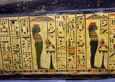 (dettaglio) della base della bara esterna della mummia di Nesyamun, possibilmente trovata a Deir El-Bahri, Nuovo Regno, c.1100 a.C. da Egyptian 20th Dynasty
