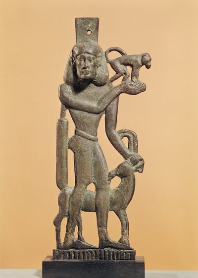 Figura di un uomo che tiene una scimmia con uno stambecco che lecca il suo ginocchio, Periodo Saite da Egyptian 26th Dynasty