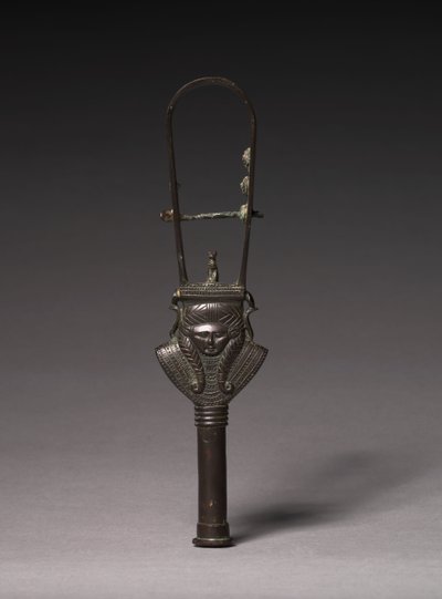 Sistro arcuato, 380-343 a.C. da Egyptian 30th Dynasty