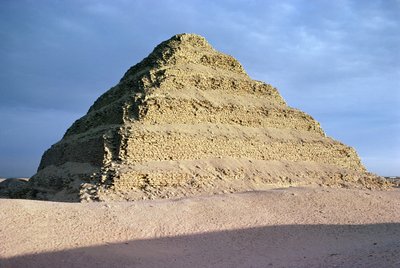 Piramide a gradoni del re Djoser (c.2667-2648 a.C.) Antico Regno da Egyptian 3rd Dynasty
