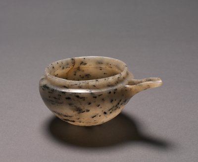 Ciotola con beccuccio, c.3573-2454 a.C. da Egyptian 4th Dynasty