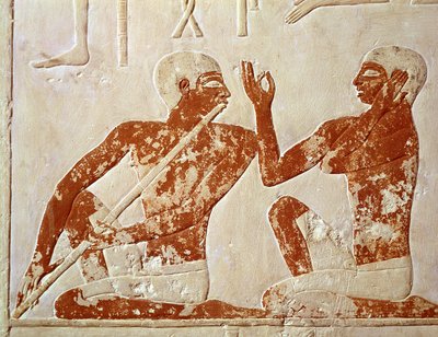 Rilievo dipinto raffigurante un flautista e un cantante a un banchetto funebre, dalla Tomba di Nenkhefetka, Saqqarah, Antico Regno, c.2400 a.C. da Egyptian 5th Dynasty