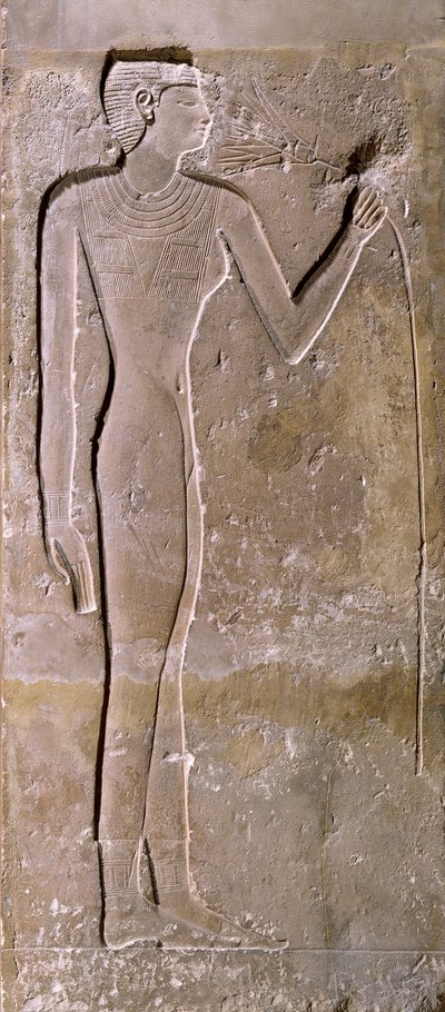 Pilastro raffigurante una donna che annusa un fiore di loto, Antico Regno, 2423-2263 a.C. da Egyptian 5th Dynasty