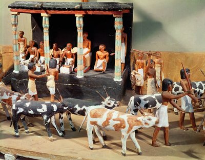 Modello funerario di un censimento del bestiame, dalla Tomba di Meketre, Tebe, Medio Regno, c.2000 a.C. (dettaglio) da Egyptian 6th Dynasty