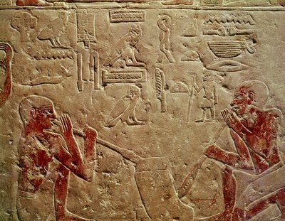 Rilievo raffigurante soffiatori di vetro, dalla Mastaba di Kaemrehu, Saqqara, Antico Regno, c.2325 a.C. (calcare dipinto) da Egyptian 6th Dynasty