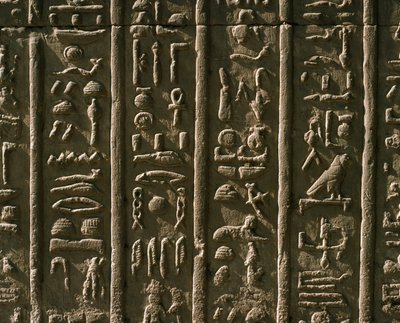 Basso rilievo con geroglifici, 51-30 a.C. da Egyptian Egyptian
