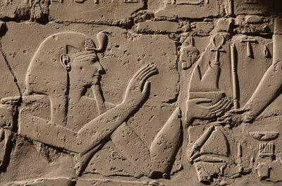 Faraone con copricapo a cobra, Karnak da Egyptian Egyptian