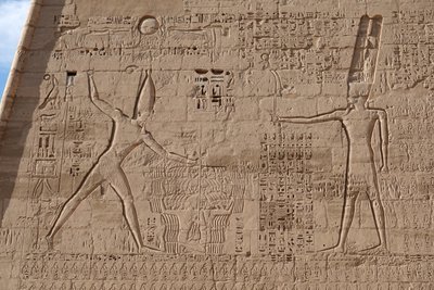 Scena del massacro dei nemici, Tempio di Horus, Edfu da Egyptian Egyptian