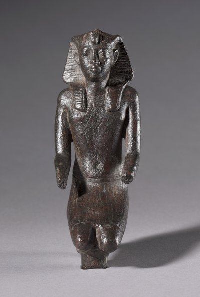 Statuetta di re inginocchiato, periodo greco-romano, 304-30 a.C. da Egyptian Ptolemaic Period