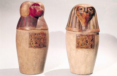 Copie di due vasi canopi del Nuovo Regno da Egyptian School