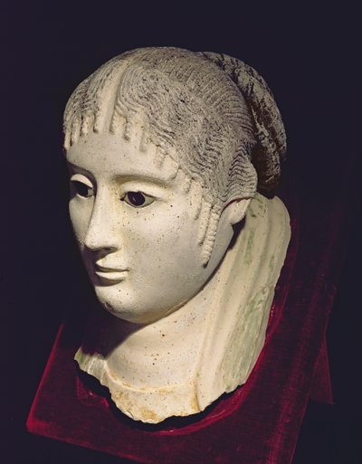 Testa di donna (stucco dipinto) da Egyptian School