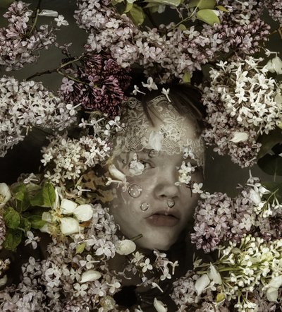 Bambino del Ciliegio in Fiore da Elinleticia Högabo