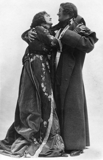 Julia Neilson e Fred Terry in The Scarlet Pimpernel, c. 1905 da Ellis and Walery