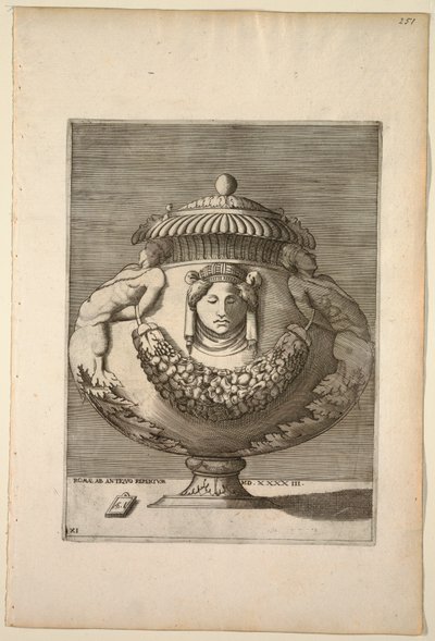 Vaso decorato con figure, rinceaux e festoni da Enea Vico