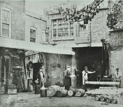 231-235 Kings Road: elevazione posteriore, Londra, 1890 da English Photographer