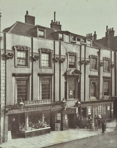 36-38 Aldersgate Street: Shaftesbury House, Londra, 1879 da English Photographer
