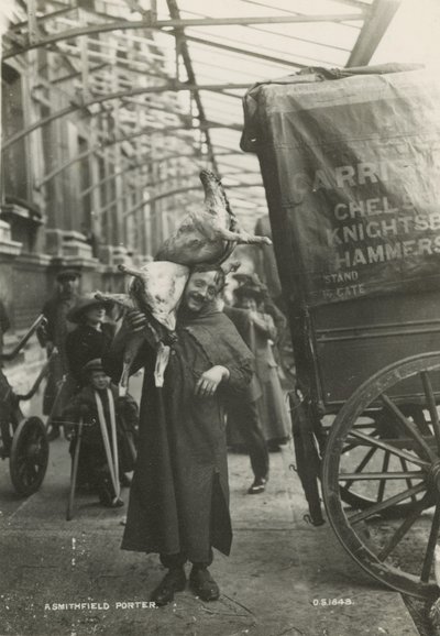 Un portatore di Smithfield da English Photographer