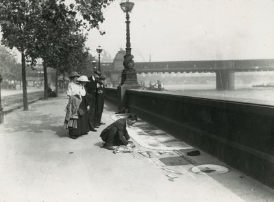 Un artista di strada sull