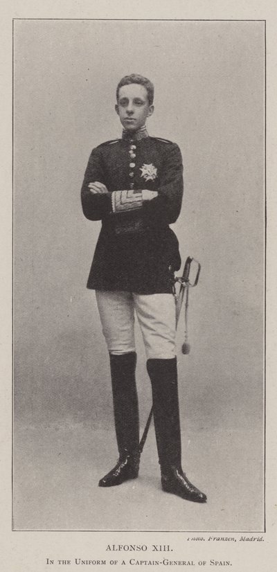 Alfonso XIII, in uniforme da capitano generale di Spagna da English Photographer