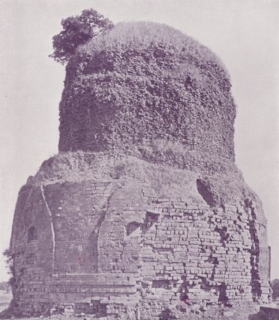 Antica Torre Buddhista, Sarnath, Benares da English Photographer