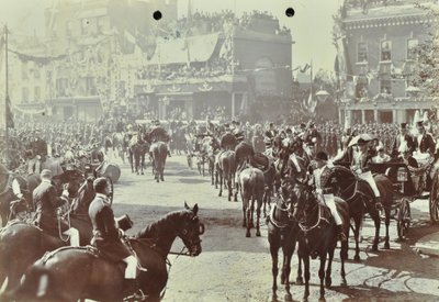 Tunnel di Blackwall: cerimonia di apertura con il Principe di Galles, futuro Re Edoardo VII, e la Principessa Alessandra, 1897 da English Photographer