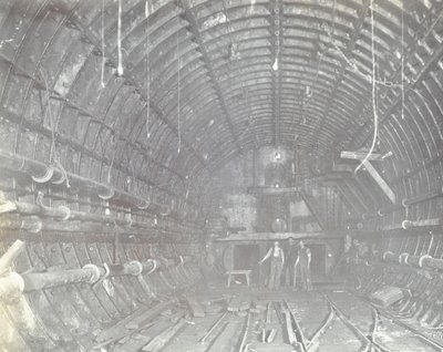 Tunnel di Blackwall: due uomini nella camera d
