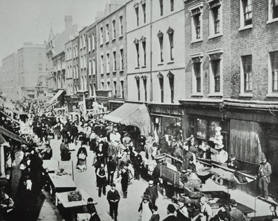 Mercato di Brick Lane, Brick Lane: vista generale, 1895 da English Photographer