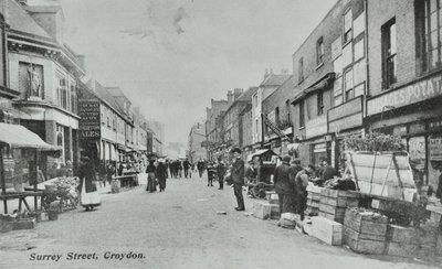 Britannia, Surrey Street, Croydon: mercato di strada, 1890 da English Photographer