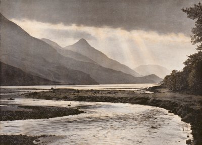 Tempesta incombente sopra il Pap di Glencoe da English Photographer