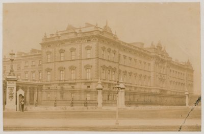 Palazzo di Buckingham, 1876 da English Photographer