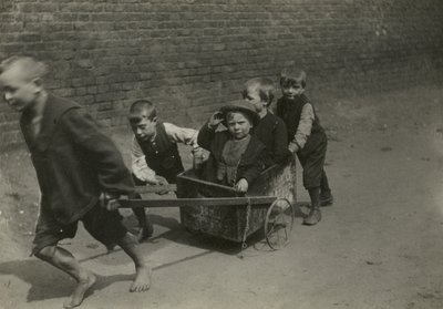Povertà infantile, Londra da English Photographer
