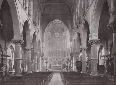 Chiesa di Nostra Signora delle Vittorie, Kensington da English Photographer