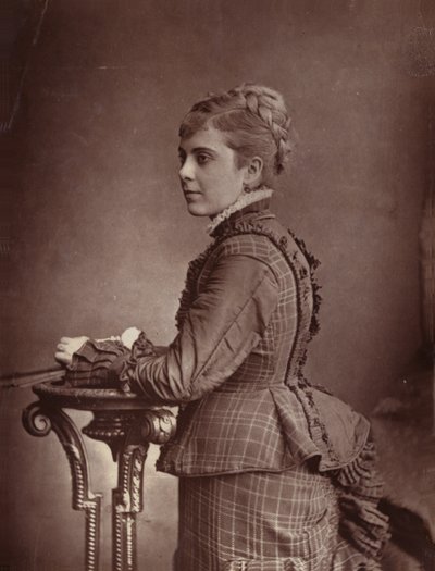 Clara Graham da English Photographer