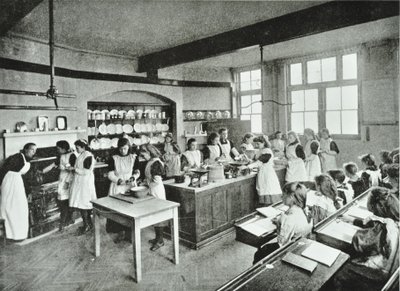 Classe di cucina, 1896 da English Photographer