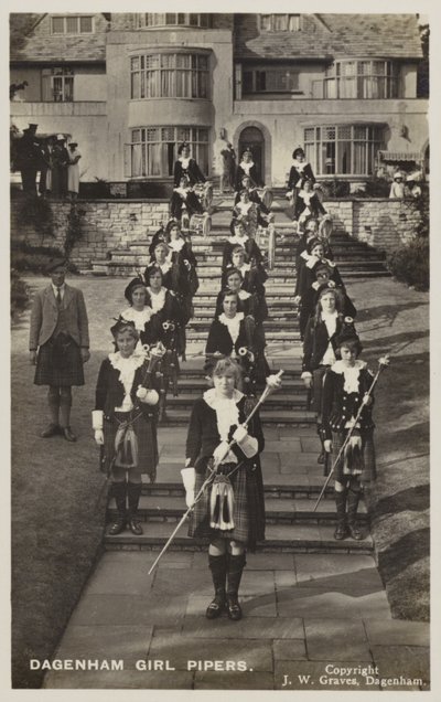 Dagenham Girl Pipers, Essex da English Photographer