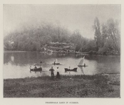 Lago Dharmsala in estate da English Photographer
