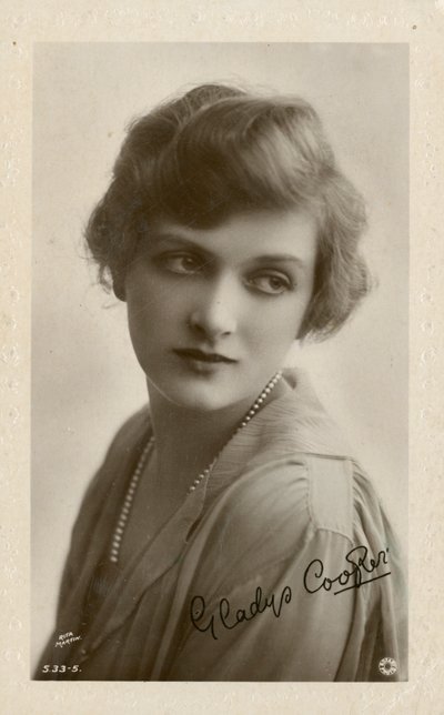 Cartolina edoardiana di Gladys Cooper da English Photographer