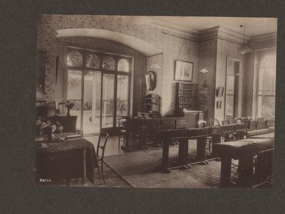 Scuola Elmshurst per ragazze, East Finchley, Londra, c.1910 da English Photographer