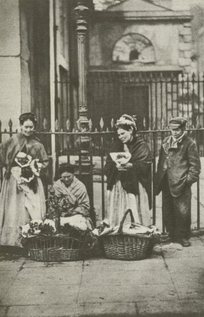 Venditori di fiori, Covent Garden, Londra da English Photographer