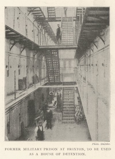 Ex prigione militare a Brixton, da utilizzare come casa di detenzione da English Photographer