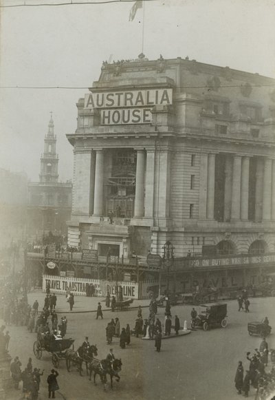 Vista generale della Australia House da English Photographer