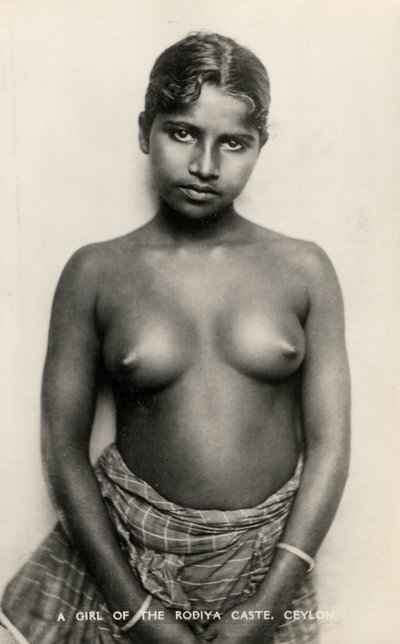 Ragazza della casta Rodiya in Sri Lanka da English Photographer