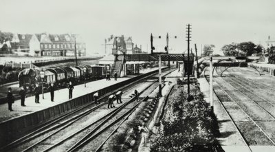 Grove Park Station: esterno e piattaforme, 1888 da English Photographer