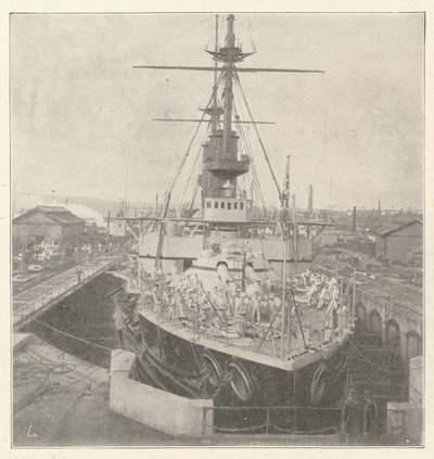 HMS Implacable, commissionata dal Principe Luigi di Battenberg da English Photographer