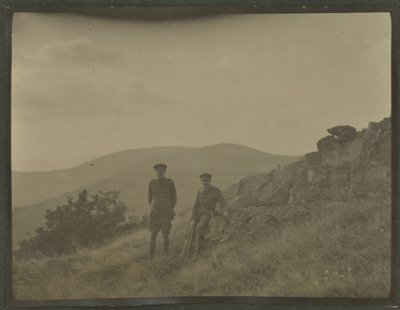Harold Roper Robinson e William Lawrence Bragg, Vosgi, autunno 1915 da English Photographer
